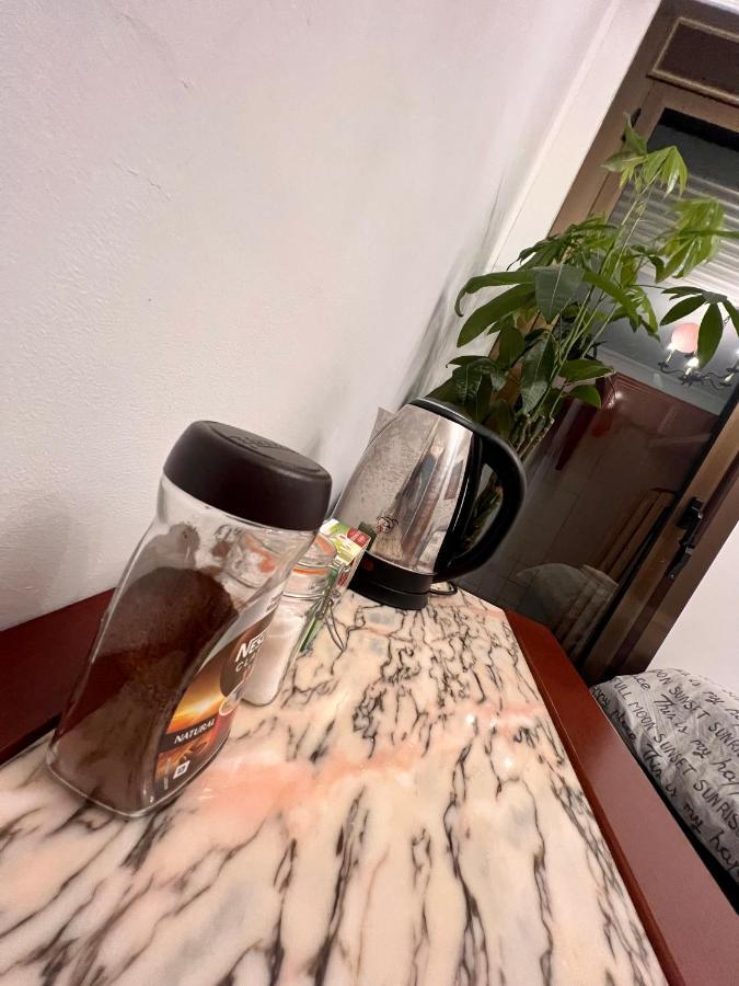 Room Familiar Sants Barcelona Exterior photo